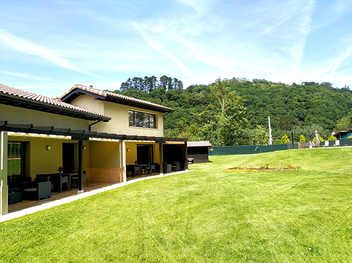 Exteriores jardines